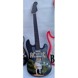 Gitarr Fender "AC/DC"